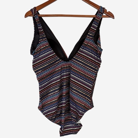 MIRACLESUIT Shimmer Links Odyssey One Piece Swimsuit - Picture 7 of 14